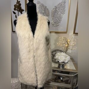 BB Dakota Cream Faux Fur Long Vest Size S